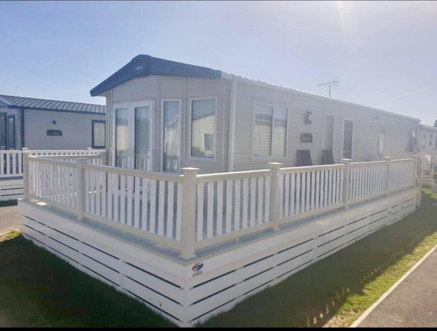 Вилла Seaview Park Premium Static Caravan Уитстабл Экстерьер фото